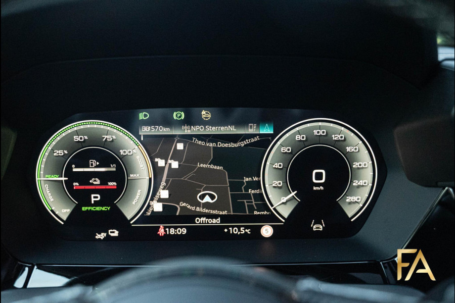 Audi A3 Sportback 45 TFSI e S Line Competition Panodak|RSseats|Sfeer|Headup|Massage|19Inch Audi A3 Sportback 45 TFSI e S Line Competition Panodak|RSseats|Sfeer|Headup|Massage|19Inch
