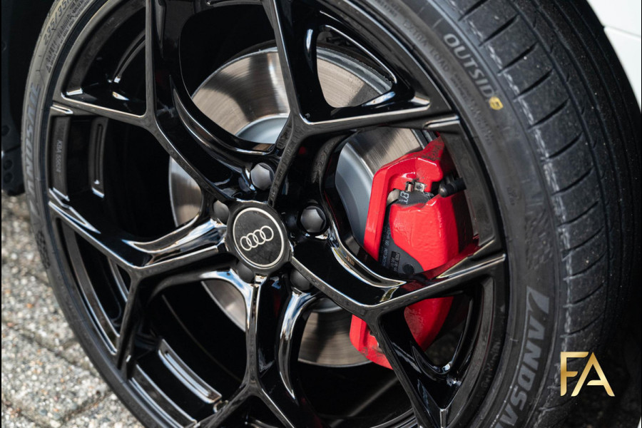 Audi A3 Sportback 45 TFSI e S Line Competition Panodak|RSseats|Sfeer|Headup|Massage|19Inch Audi A3 Sportback 45 TFSI e S Line Competition Panodak|RSseats|Sfeer|Headup|Massage|19Inch