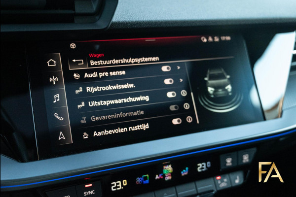 Audi A3 Sportback 45 TFSI e S Line Competition Panodak|RSseats|Sfeer|Headup|Massage|19Inch Audi A3 Sportback 45 TFSI e S Line Competition Panodak|RSseats|Sfeer|Headup|Massage|19Inch