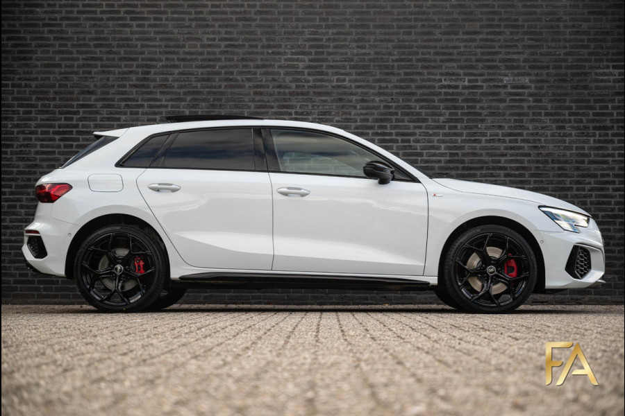 Audi A3 Sportback 45 TFSI e S Line Competition Panodak|RSseats|Sfeer|Headup|Massage|19Inch Audi A3 Sportback 45 TFSI e S Line Competition Panodak|RSseats|Sfeer|Headup|Massage|19Inch