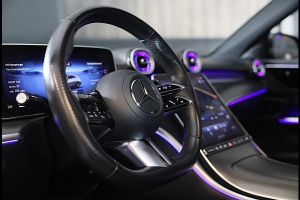 Mercedes-Benz C-Klasse 300 e AMG 63 Look / Camera / Acc / Lane Assist / F1 / Verwarming 4x / Leder / Open Pano / Dode Hoek / 20 In Mercedes-Benz C-Klasse 300 e AMG 63 Look / Camera / Acc / Lane Assist / F1 / Verwarming 4x / Leder / Open Pano / Dode Hoek / 20 In