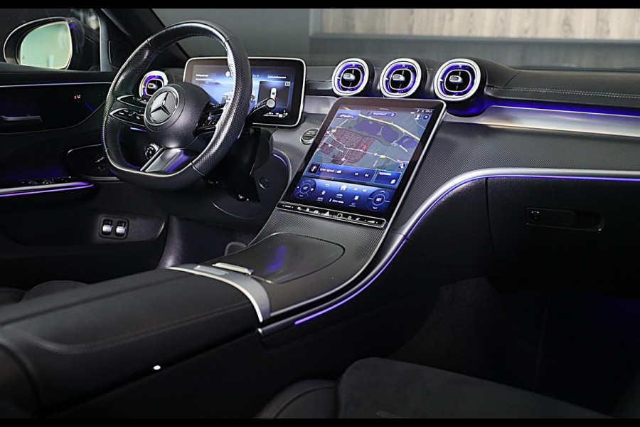 Mercedes-Benz C-Klasse 300 e AMG 63 Look / Camera / Acc / Lane Assist / F1 / Verwarming 4x / Leder / Open Pano / Dode Hoek / 20 In Mercedes-Benz C-Klasse 300 e AMG 63 Look / Camera / Acc / Lane Assist / F1 / Verwarming 4x / Leder / Open Pano / Dode Hoek / 20 In