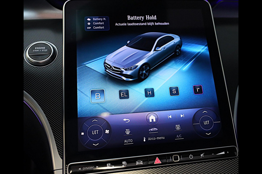 Mercedes-Benz C-Klasse 300 e AMG 63 Look / Camera / Acc / Lane Assist / F1 / Verwarming 4x / Leder / Open Pano / Dode Hoek / 20 In Mercedes-Benz C-Klasse 300 e AMG 63 Look / Camera / Acc / Lane Assist / F1 / Verwarming 4x / Leder / Open Pano / Dode Hoek / 20 In