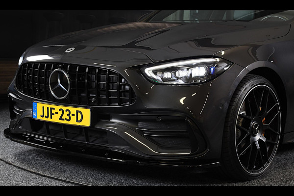 Mercedes-Benz C-Klasse 300 e AMG 63 Look / Camera / Acc / Lane Assist / F1 / Verwarming 4x / Leder / Open Pano / Dode Hoek / 20 In Mercedes-Benz C-Klasse 300 e AMG 63 Look / Camera / Acc / Lane Assist / F1 / Verwarming 4x / Leder / Open Pano / Dode Hoek / 20 In