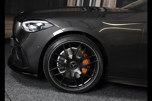 Mercedes-Benz C-Klasse 300 e AMG 63 Look / Camera / Acc / Lane Assist / F1 / Verwarming 4x / Leder / Open Pano / Dode Hoek / 20 In Mercedes-Benz C-Klasse 300 e AMG 63 Look / Camera / Acc / Lane Assist / F1 / Verwarming 4x / Leder / Open Pano / Dode Hoek / 20 In