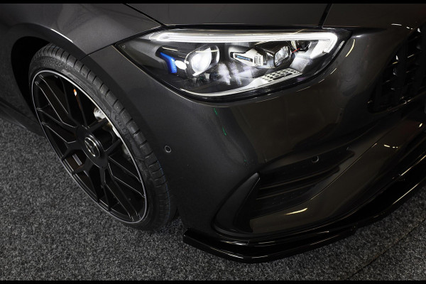 Mercedes-Benz C-Klasse 300 e AMG 63 Look / Camera / Acc / Lane Assist / F1 / Verwarming 4x / Leder / Open Pano / Dode Hoek / 20 In Mercedes-Benz C-Klasse 300 e AMG 63 Look / Camera / Acc / Lane Assist / F1 / Verwarming 4x / Leder / Open Pano / Dode Hoek / 20 In