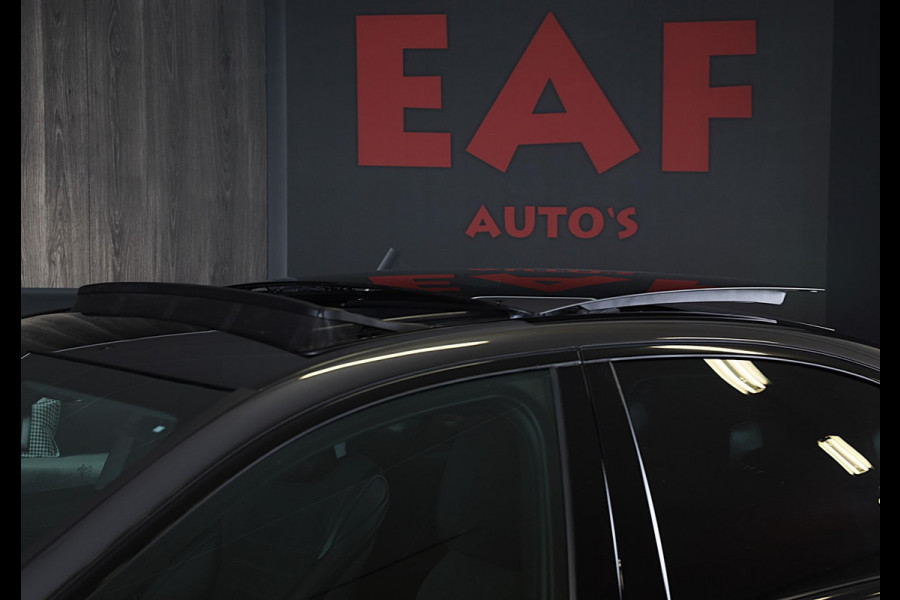 Mercedes-Benz C-Klasse 300 e AMG 63 Look / Camera / Acc / Lane Assist / F1 / Verwarming 4x / Leder / Open Pano / Dode Hoek / 20 In Mercedes-Benz C-Klasse 300 e AMG 63 Look / Camera / Acc / Lane Assist / F1 / Verwarming 4x / Leder / Open Pano / Dode Hoek / 20 In