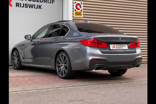 BMW 5 Serie 530i High Executive Dak/Memory/Camera/HuD BMW 5 Serie 530i High Executive Dak/Memory/Camera/HuD