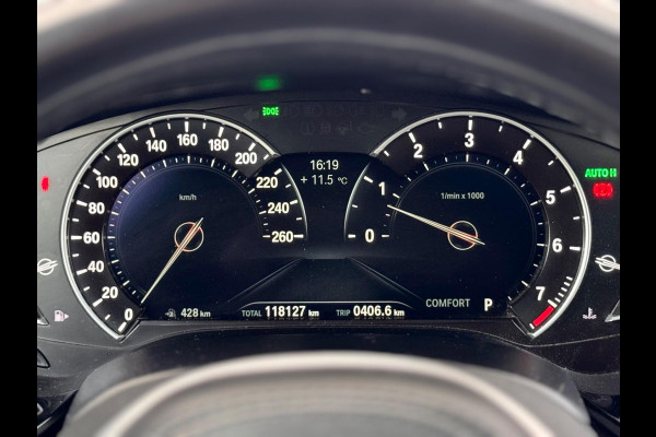 BMW 5 Serie 530i High Executive Dak/Memory/Camera/HuD BMW 5 Serie 530i High Executive Dak/Memory/Camera/HuD