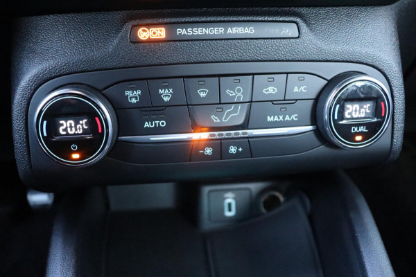 Ford Focus 1.0 EcoBoost ST Line Business org.NL B&O Head-Up navigatie