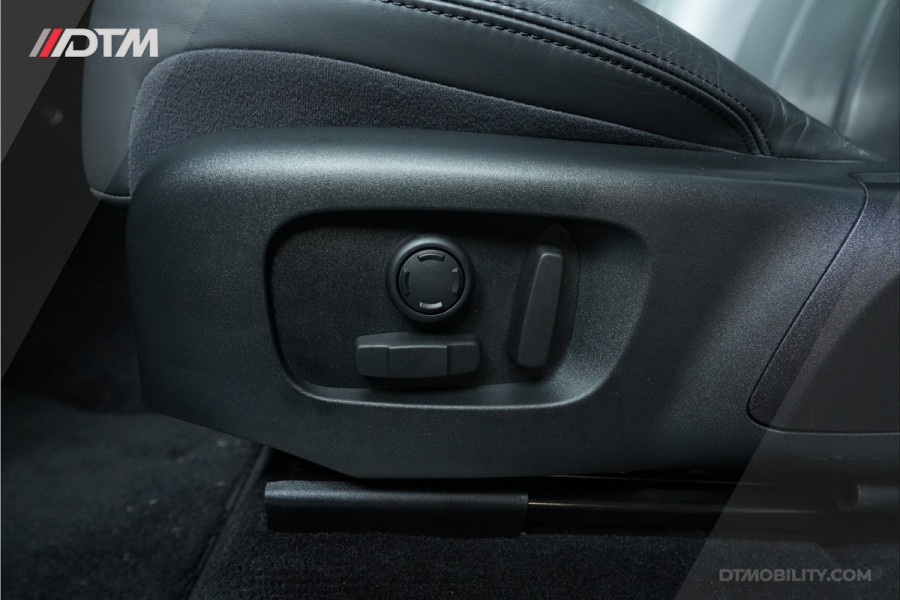 Land Rover Range Rover Sport P400e HSE Dynamic | SVO | Panoramadak | HuD | Alcantara Land Rover Range Rover Sport P400e HSE Dynamic | SVO | Panoramadak | HuD | Alcantara