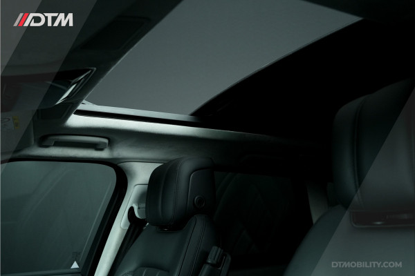 Land Rover Range Rover Sport P400e HSE Dynamic | SVO | Panoramadak | HuD | Alcantara Land Rover Range Rover Sport P400e HSE Dynamic | SVO | Panoramadak | HuD | Alcantara