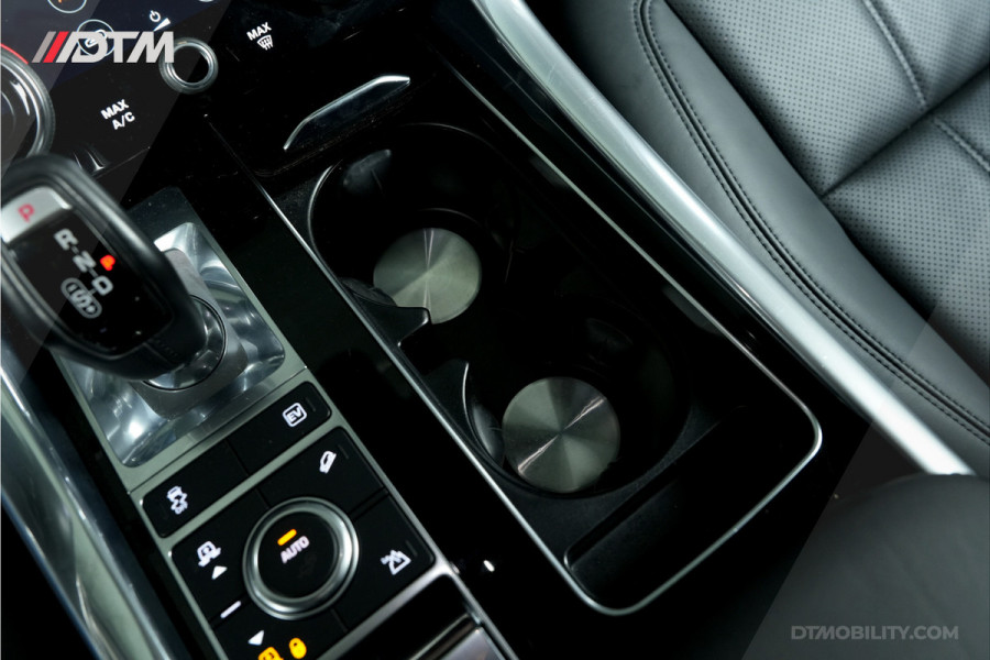 Land Rover Range Rover Sport P400e HSE Dynamic | SVO | Panoramadak | HuD | Alcantara Land Rover Range Rover Sport P400e HSE Dynamic | SVO | Panoramadak | HuD | Alcantara