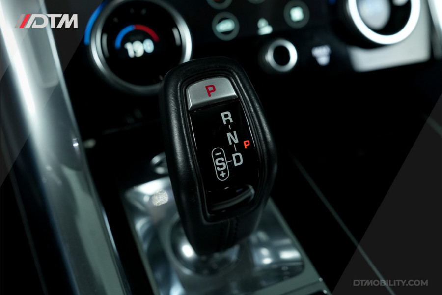 Land Rover Range Rover Sport P400e HSE Dynamic | SVO | Panoramadak | HuD | Alcantara Land Rover Range Rover Sport P400e HSE Dynamic | SVO | Panoramadak | HuD | Alcantara