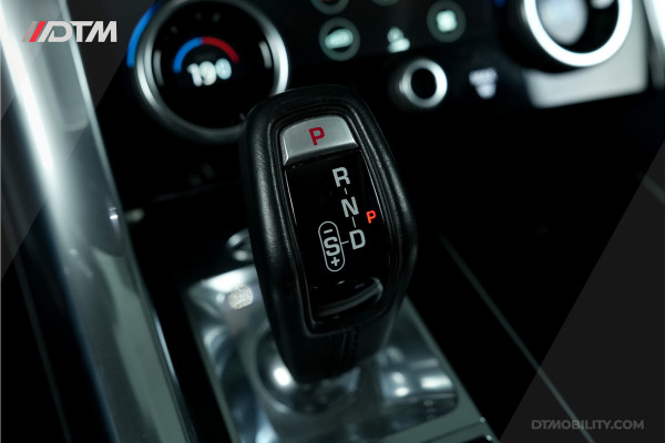 Land Rover Range Rover Sport P400e HSE Dynamic | SVO | Panoramadak | HuD | Alcantara Land Rover Range Rover Sport P400e HSE Dynamic | SVO | Panoramadak | HuD | Alcantara