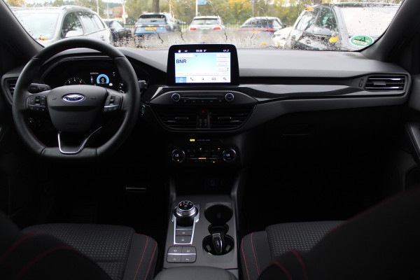 Ford FOCUS Wagon 1.5 EcoBoost ST Line Business / Camera / Navigatie / Keyless / 18'' / Stuurverwarming / DAB / Dodehoek / Cruise Control Ford FOCUS Wagon 1.5 EcoBoost ST Line Business / Camera / Navigatie / Keyless / 18'' / Stuurverwarming / DAB / Dodehoek / Cruise Control