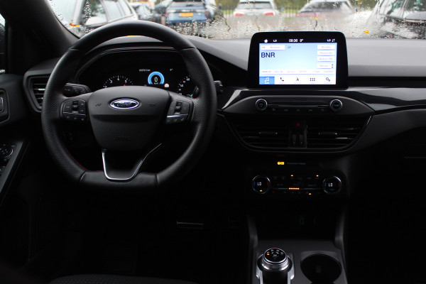 Ford FOCUS Wagon 1.5 EcoBoost ST Line Business / Camera / Navigatie / Keyless / 18'' / Stuurverwarming / DAB / Dodehoek / Cruise Control Ford FOCUS Wagon 1.5 EcoBoost ST Line Business / Camera / Navigatie / Keyless / 18'' / Stuurverwarming / DAB / Dodehoek / Cruise Control