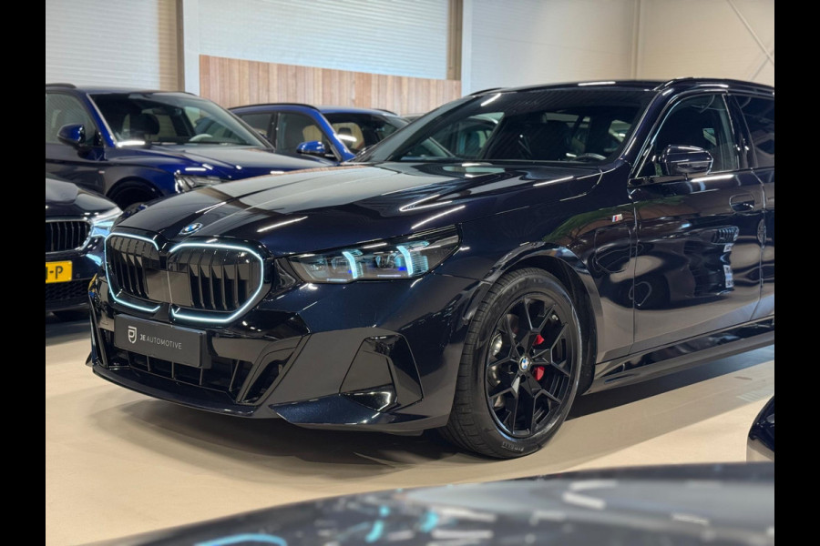 BMW 5 Serie Touring 530e M-Sport Pro, Shadow Line, Laser Led, Hud, 360 Cam, Leder, Apple Carplay, Android Auto, Dealer Onderhouden