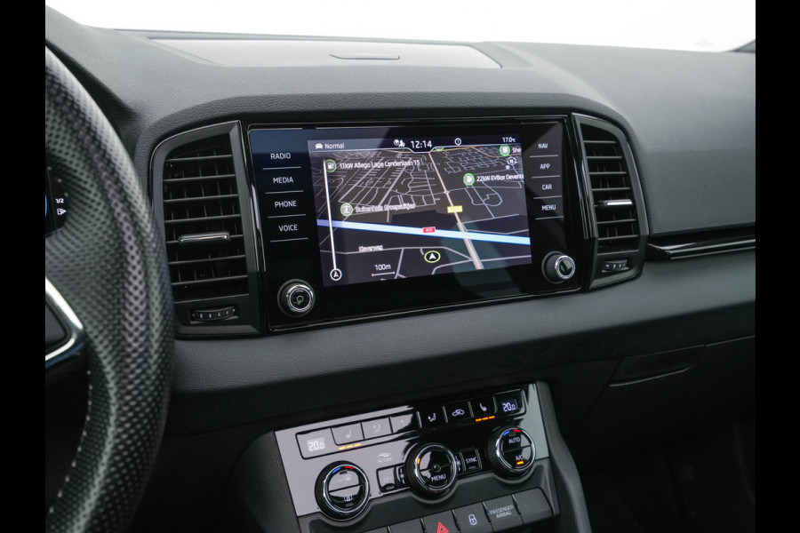 Škoda Karoq 1.5 TSI ACT Sportline (INCL-BTW) Aut. *PANO | DIGI-COCKPIT | ADAPTIVE-CRUISE | FULL-LED | BLIND-SPOT | HEATED-SPORTSEATS | CAMERA | AMBIENT-LIGHT | NAVI-FULLMAP | KEYLESS | DAB+ | SHIFT-PADDLES | PRIVACY-GLASS | .