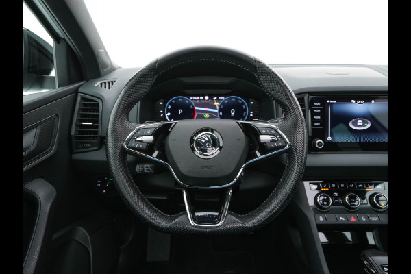 Škoda Karoq 1.5 TSI ACT Sportline (INCL-BTW) Aut. *PANO | DIGI-COCKPIT | ADAPTIVE-CRUISE | FULL-LED | BLIND-SPOT | HEATED-SPORTSEATS | CAMERA | AMBIENT-LIGHT | NAVI-FULLMAP | KEYLESS | DAB+ | SHIFT-PADDLES | PRIVACY-GLASS | .