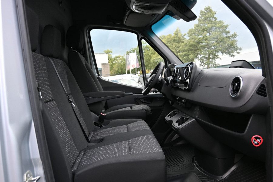 Mercedes-Benz Sprinter 319 CDI 4x4 L4H2 Maxi Select Distronic, Geveerde stoel, LED, 360 Graden Camera Mercedes-Benz Sprinter 319 CDI 4x4 L4H2 Maxi Select Distronic, Geveerde stoel, LED, 360 Graden Camera