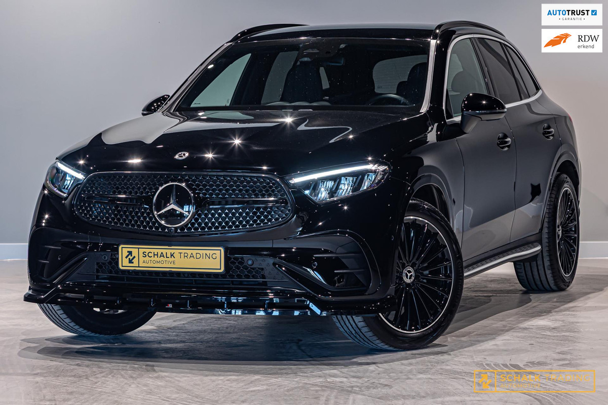 Mercedes-Benz GLC 200 4MATIC AMG Line|MBUX|LED|Ambien