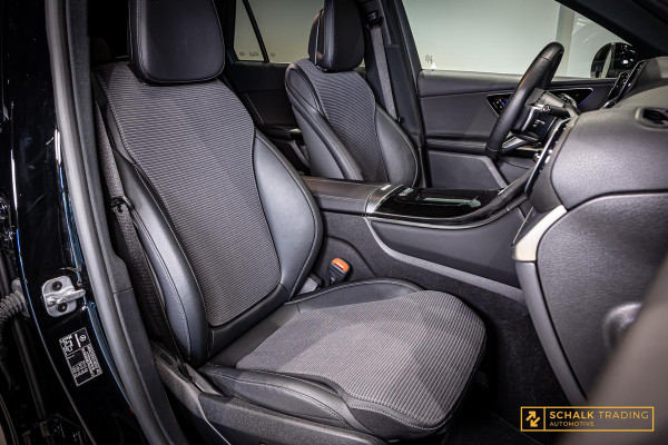 Mercedes-Benz GLC 200 4MATIC AMG Line|MBUX|LED|Ambien Mercedes-Benz GLC 200 4MATIC AMG Line|MBUX|LED|Ambien