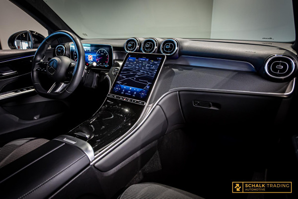 Mercedes-Benz GLC 200 4MATIC AMG Line|MBUX|LED|Ambien Mercedes-Benz GLC 200 4MATIC AMG Line|MBUX|LED|Ambien