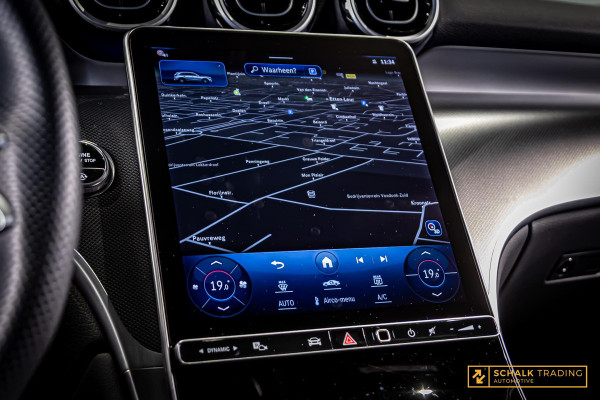 Mercedes-Benz GLC 200 4MATIC AMG Line|MBUX|LED|Ambien Mercedes-Benz GLC 200 4MATIC AMG Line|MBUX|LED|Ambien