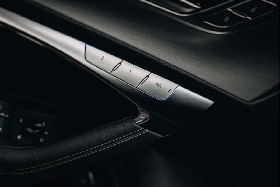 Audi A6 Avant 55 TFSI e quattro Pro Line S Competition | B/O | Head-Up | S-Line | Sportstoelen | 360 camera |