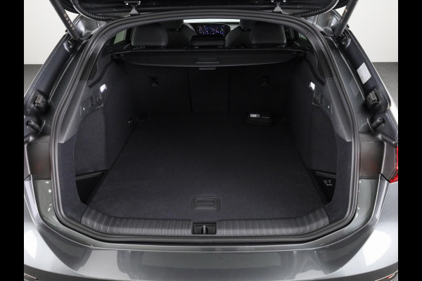 Audi A6 Avant e-tron S edition performance 100 kWh 367pk | Matrix Led verlichting | Elektrisch verstelbare voorstoelen+ geheugen bestuurdersstoel  | Adaptieve cruise controle | 360° Camera Audi A6 Avant e-tron S edition performance 100 kWh 367pk | Matrix Led verlichting | Elektrisch verstelbare voorstoelen+ geheugen bestuurdersstoel  | Adaptieve cruise controle | 360° Camera