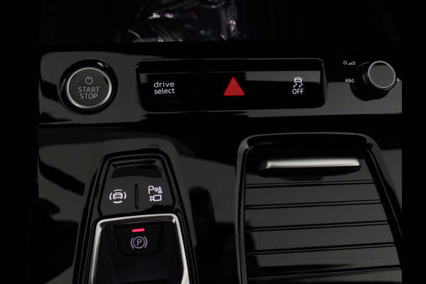 Audi A6 Avant e-tron S edition performance 100 kWh 367pk | Matrix Led verlichting | Elektrisch verstelbare voorstoelen+ geheugen bestuurdersstoel  | Adaptieve cruise controle | 360° Camera Audi A6 Avant e-tron S edition performance 100 kWh 367pk | Matrix Led verlichting | Elektrisch verstelbare voorstoelen+ geheugen bestuurdersstoel  | Adaptieve cruise controle | 360° Camera