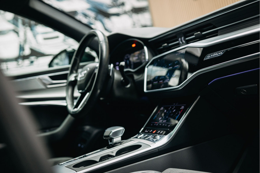 Audi A6 Avant 55 TFSI e quattro Competition | Maxton Design | 360 camera | S-line | Pano | Stoelverwarming | Audi A6 Avant 55 TFSI e quattro Competition | Maxton Design | 360 camera | S-line | Pano | Stoelverwarming |