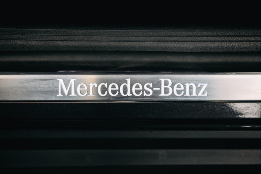 Mercedes-Benz GLC 300e 4MATIC AMG Line | Pano | Stoelverwarming | 360 camera | AMG Look