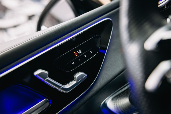 Mercedes-Benz GLC 300e 4MATIC AMG Line | Pano | Stoelverwarming | 360 camera | AMG Look