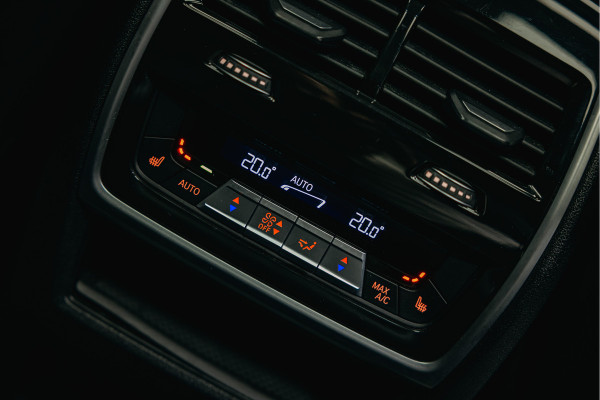 BMW X5 xDrive45e High Executive | Bowers & Wilkins | Carbon | Pano | Head-Up | Luchtvering | Trekhaak | Stoelverwarming en verkoeling | BMW X5 xDrive45e High Executive | Bowers & Wilkins | Carbon | Pano | Head-Up | Luchtvering | Trekhaak | Stoelverwarming en verkoeling |