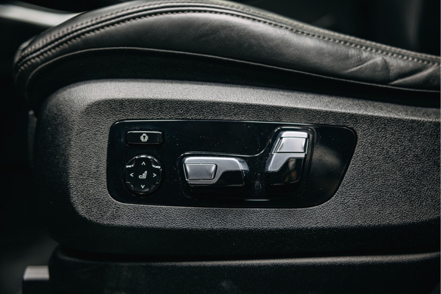 BMW X5 xDrive45e High Executive | Bowers & Wilkins | Carbon | Pano | Head-Up | Luchtvering | Trekhaak | Stoelverwarming en verkoeling | BMW X5 xDrive45e High Executive | Bowers & Wilkins | Carbon | Pano | Head-Up | Luchtvering | Trekhaak | Stoelverwarming en verkoeling |