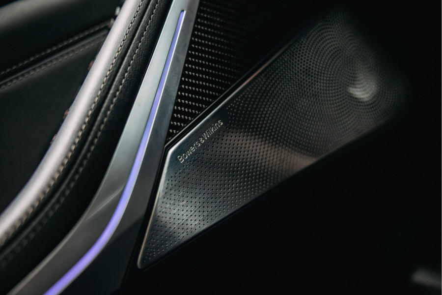 BMW X5 xDrive45e High Executive | Bowers & Wilkins | Carbon | Pano | Head-Up | Luchtvering | Trekhaak | Stoelverwarming en verkoeling | BMW X5 xDrive45e High Executive | Bowers & Wilkins | Carbon | Pano | Head-Up | Luchtvering | Trekhaak | Stoelverwarming en verkoeling |