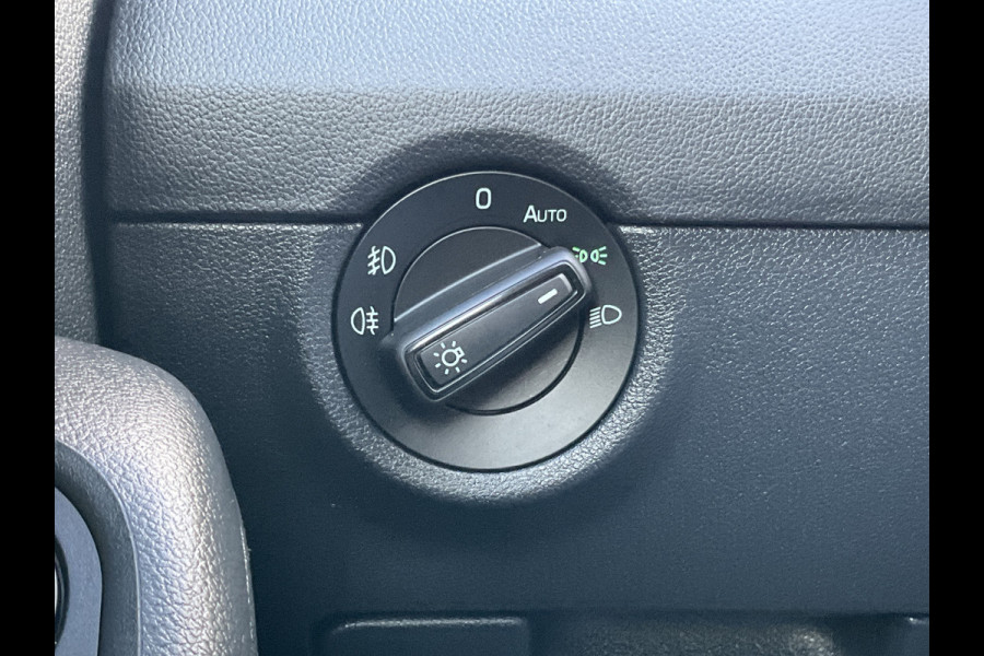 Škoda Octavia Combi 2.0 TSI RS Sportzetels Nav/Cam Carplay Stoelverw Elek.Klep Race-Blue Voll.Onderhouden! Škoda Octavia Combi 2.0 TSI RS Sportzetels Nav/Cam Carplay Stoelverw Elek.Klep Race-Blue Voll.Onderhouden!