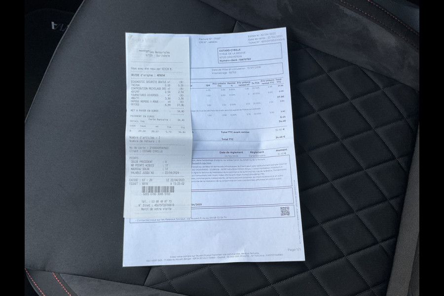 Škoda Octavia Combi 2.0 TSI RS Sportzetels Nav/Cam Carplay Stoelverw Elek.Klep Race-Blue Voll.Onderhouden! Škoda Octavia Combi 2.0 TSI RS Sportzetels Nav/Cam Carplay Stoelverw Elek.Klep Race-Blue Voll.Onderhouden!