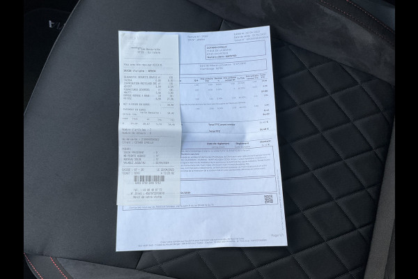 Škoda Octavia Combi 2.0 TSI RS Sportzetels Nav/Cam Carplay Stoelverw Elek.Klep Race-Blue Voll.Onderhouden! Škoda Octavia Combi 2.0 TSI RS Sportzetels Nav/Cam Carplay Stoelverw Elek.Klep Race-Blue Voll.Onderhouden!