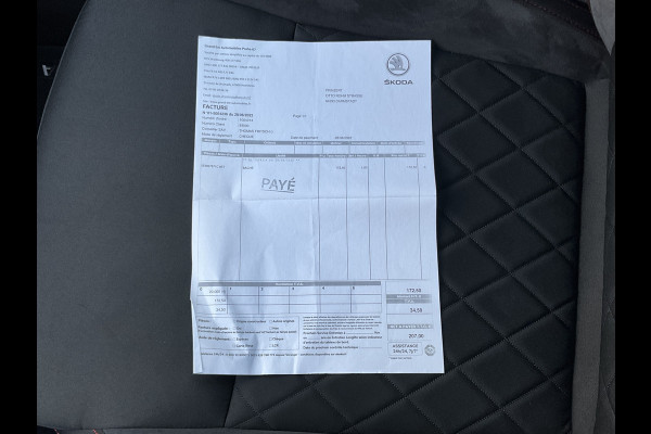 Škoda Octavia Combi 2.0 TSI RS Sportzetels Nav/Cam Carplay Stoelverw Elek.Klep Race-Blue Voll.Onderhouden! Škoda Octavia Combi 2.0 TSI RS Sportzetels Nav/Cam Carplay Stoelverw Elek.Klep Race-Blue Voll.Onderhouden!