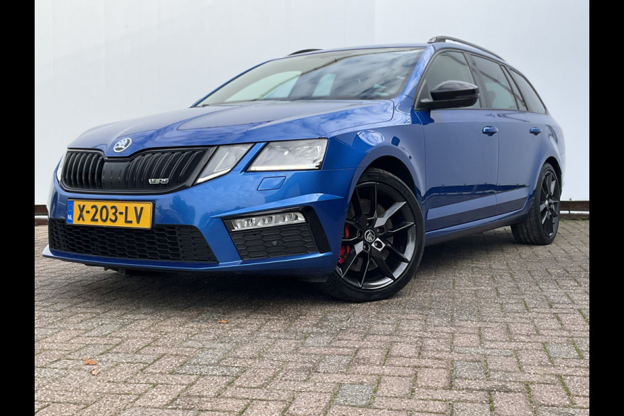 Škoda Octavia Combi 2.0 TSI RS Sportzetels Nav/Cam Carplay Stoelverw Elek.Klep Race-Blue Voll.Onderhouden! Škoda Octavia Combi 2.0 TSI RS Sportzetels Nav/Cam Carplay Stoelverw Elek.Klep Race-Blue Voll.Onderhouden!