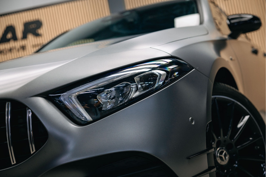 Mercedes-Benz A-Klasse 250 e | Burmester | Pano | Hybride | Matte Grijs | Head-Up | Stoelverwarming | Mercedes-Benz A-Klasse 250 e | Burmester | Pano | Hybride | Matte Grijs | Head-Up | Stoelverwarming |