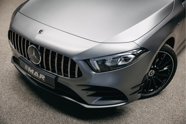 Mercedes-Benz A-Klasse 250 e | Burmester | Pano | Hybride | Matte Grijs | Head-Up | Stoelverwarming | Mercedes-Benz A-Klasse 250 e | Burmester | Pano | Hybride | Matte Grijs | Head-Up | Stoelverwarming |