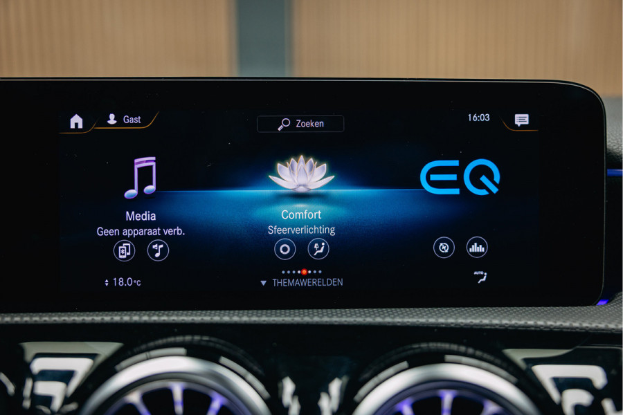 Mercedes-Benz A-Klasse 250 e | Burmester | Pano | Hybride | Matte Grijs | Head-Up | Stoelverwarming | Mercedes-Benz A-Klasse 250 e | Burmester | Pano | Hybride | Matte Grijs | Head-Up | Stoelverwarming |