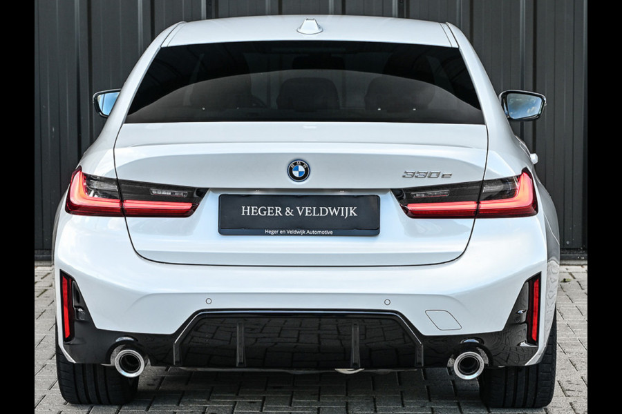 BMW 3-serie 330e | M-SPORT | SPORT SEATS | AMBIANCE INTERIEUR | ACTIVE CRUISE | DAB+ | HIFI SOUND | SHADOW-LINE | TREKHAAK | STUURVERWARMING BMW 3-serie 330e | M-SPORT | SPORT SEATS | AMBIANCE INTERIEUR | ACTIVE CRUISE | DAB+ | HIFI SOUND | SHADOW-LINE | TREKHAAK | STUURVERWARMING