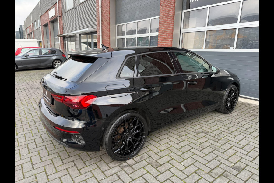 Audi A3 SPORTBACK 35 TFSI AUT LED ACC Leder Carplay Camera Audi A3 SPORTBACK 35 TFSI AUT LED ACC Leder Carplay Camera