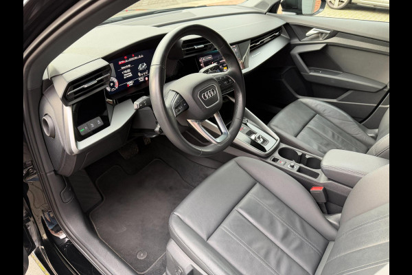 Audi A3 SPORTBACK 35 TFSI AUT LED ACC Leder Carplay Camera Audi A3 SPORTBACK 35 TFSI AUT LED ACC Leder Carplay Camera