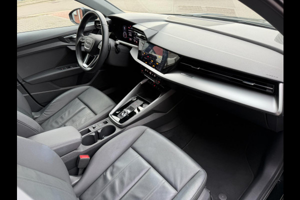 Audi A3 SPORTBACK 35 TFSI AUT LED ACC Leder Carplay Camera Audi A3 SPORTBACK 35 TFSI AUT LED ACC Leder Carplay Camera